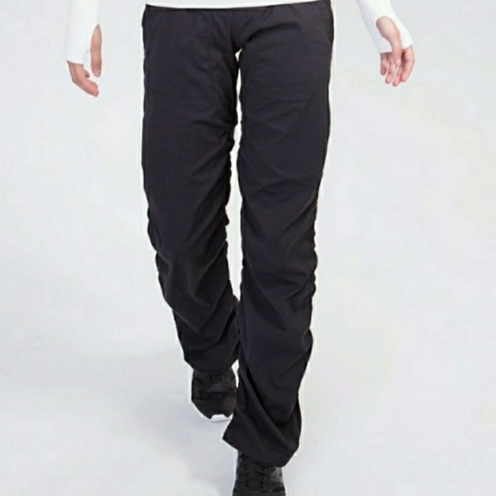 IVIVVIA black live to move pant girls size 8